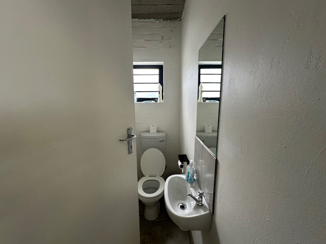 To Let commercial Property for Rent in Maitland Western Cape